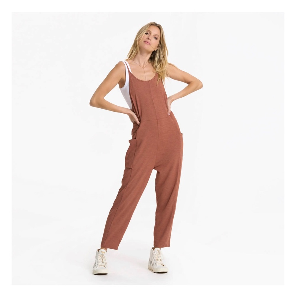 NWT Vuori Breezy Jumpsuit in Copper Heather